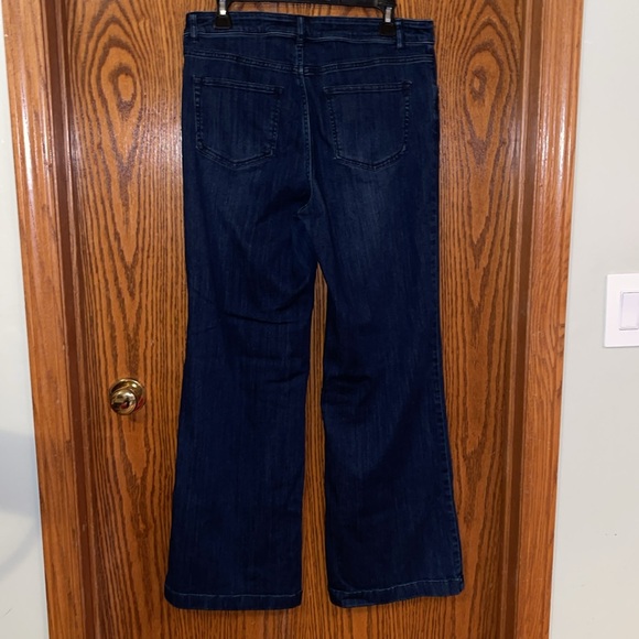 J.Jill Denim smooth fit full leg Size 10 - Picture 3 of 6